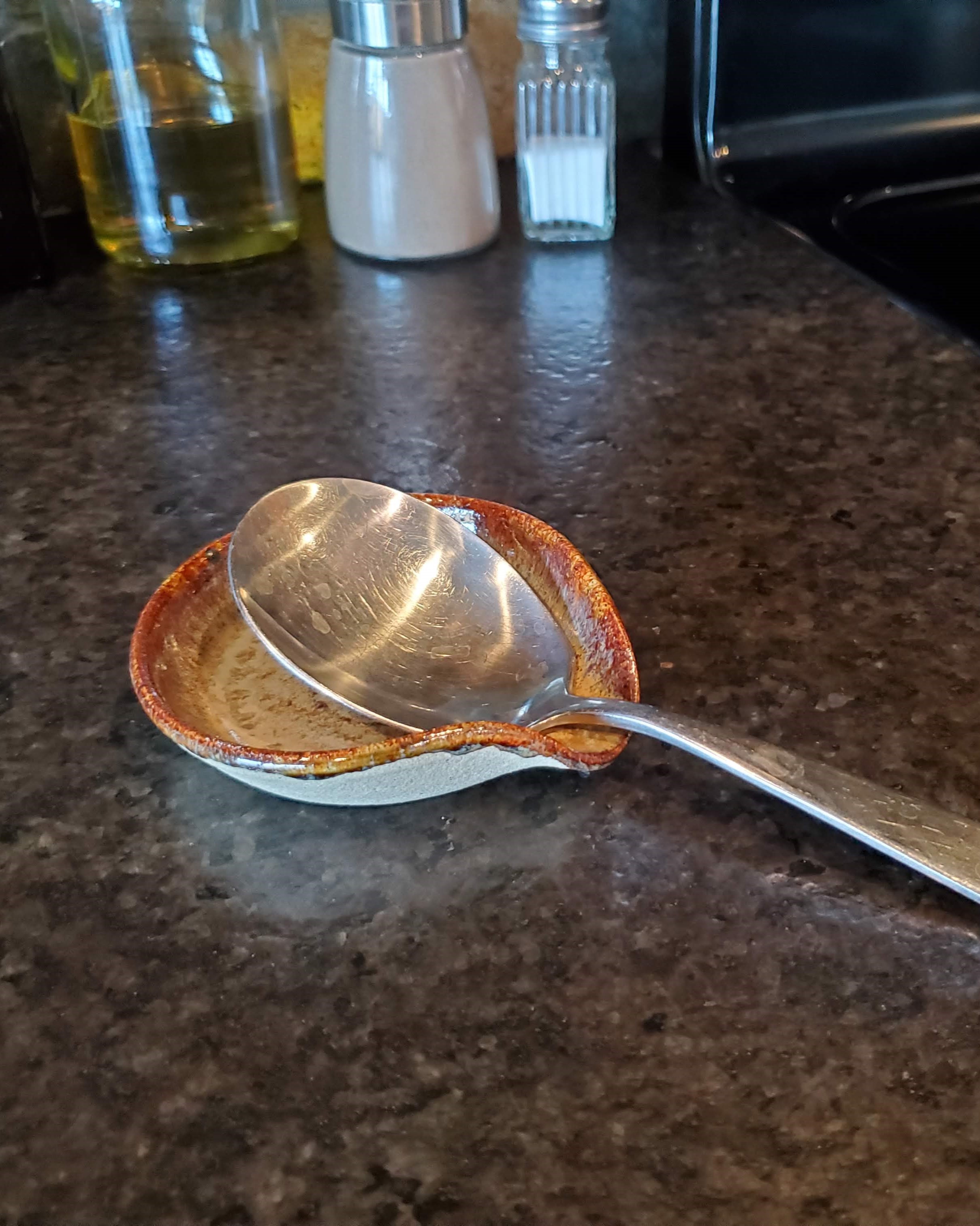 Spoon rests – Armbrust Pottery